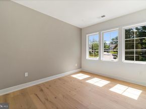 1110 Hillcrest Drive SW, Vienna VA 22180