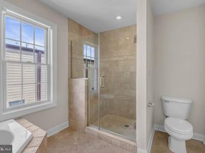 1011 N 3rd Street, Philadelphia PA 19123
