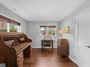 6439 Lakeview Drive, Falls Church VA 22041