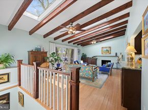 6439 Lakeview Drive, Falls Church VA 22041