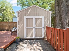 1903 N Quintana Street N, Arlington VA 22205