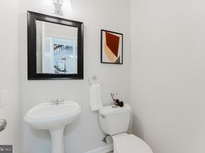3177 Colchester Brook Lane, Fairfax VA 22031