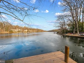 11487 Waterview Cluster, Reston VA 20190