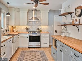 6374 Saw Mill Rd, New Hope PA 18938