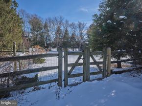 6374 Saw Mill Rd, New Hope PA 18938