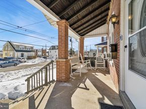 33 E Broadway Avenue, Clifton Heights PA 19018