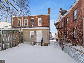 33 E Broadway Avenue, Clifton Heights PA 19018