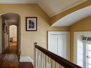 6710 Lincoln Drive, Philadelphia PA 19119