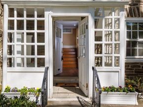 6710 Lincoln Drive, Philadelphia PA 19119
