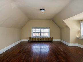 6710 Lincoln Drive, Philadelphia PA 19119