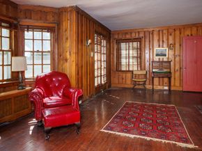 6710 Lincoln Drive, Philadelphia PA 19119