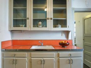 6710 Lincoln Drive, Philadelphia PA 19119