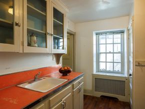 6710 Lincoln Drive, Philadelphia PA 19119