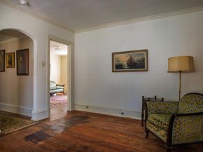 6710 Lincoln Drive, Philadelphia PA 19119