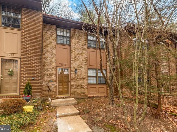 2006 Headlands Circle, Reston VA 20191