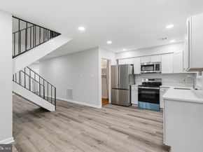 2006 Headlands Circle, Reston VA 20191