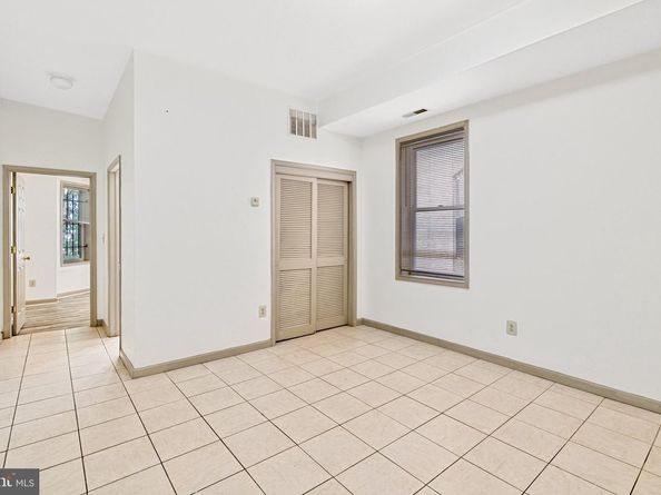 1621 W Diamond Street, Philadelphia PA 19121