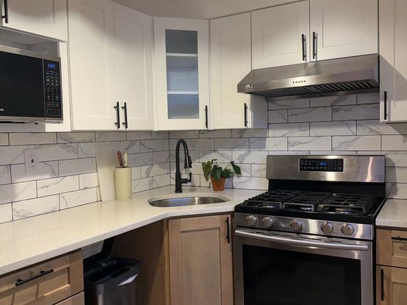 1810 Benson Street, Philadelphia PA 19152