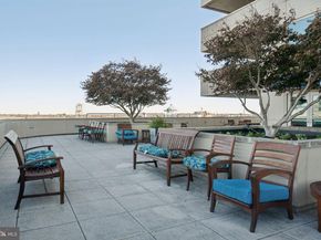 717 S Chris Columbus Boulevard 802, Philadelphia PA 19147