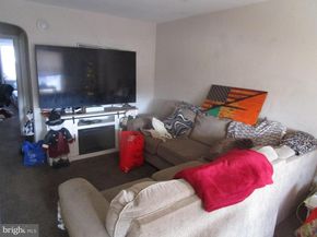 887 Windermere Avenue, Drexel Hill PA 19026