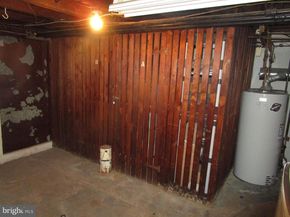 887 Windermere Avenue, Drexel Hill PA 19026