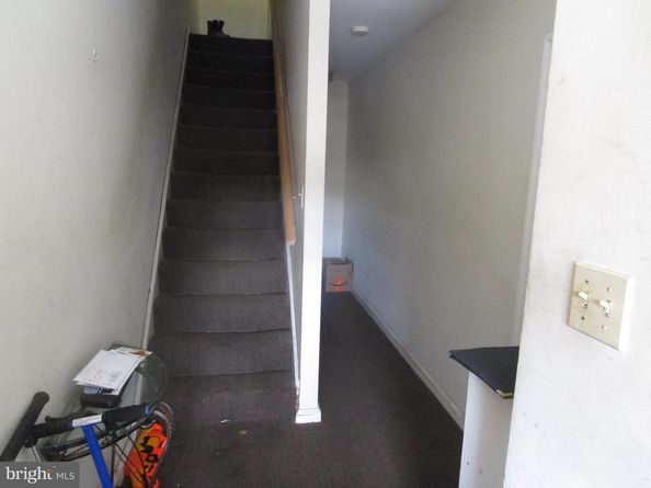 887 Windermere Avenue, Drexel Hill PA 19026