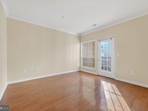 4862 Eisenhower Avenue 373, Alexandria VA 22304