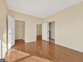 4862 Eisenhower Avenue 373, Alexandria VA 22304