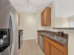 4862 Eisenhower Avenue 373, Alexandria VA 22304