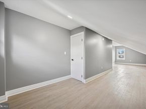 523 W Glenside Avenue, Glenside PA 19038