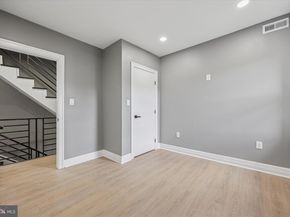 523 W Glenside Avenue, Glenside PA 19038