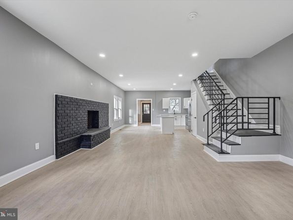 523 W Glenside Avenue, Glenside PA 19038