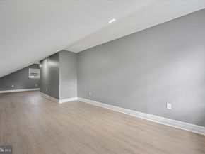 523 W Glenside Avenue, Glenside PA 19038