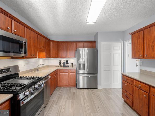 3701 S George Mason Drive 2515N, Falls Church VA 22041