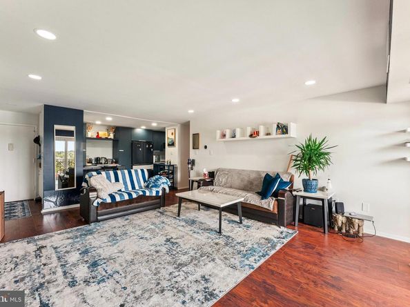 100 West Avenue 808W, Jenkintown PA 19046