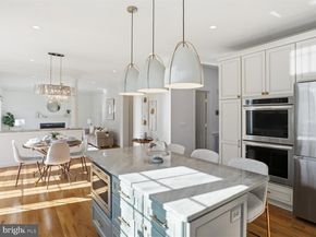 2310 Colonel Lindsay Court, Falls Church VA 22043