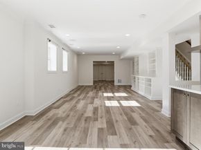 2310 Colonel Lindsay Court, Falls Church VA 22043