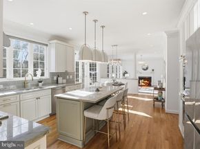 2310 Colonel Lindsay Court, Falls Church VA 22043