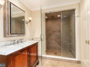 1737 Chestnut Street 600, Philadelphia PA 19103