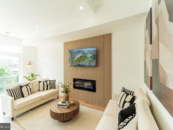 2517 Ontario Road NW PH8, Washington DC 20009