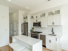 2517 Ontario Road NW PH8, Washington DC 20009