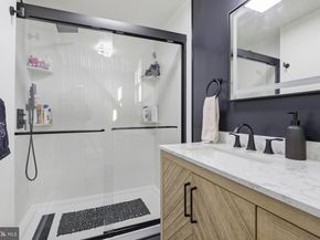 1365 Valley Road, Woodlyn PA 19094