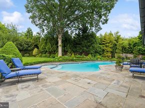 320 1/2 Mansion Drive, Alexandria VA 22302