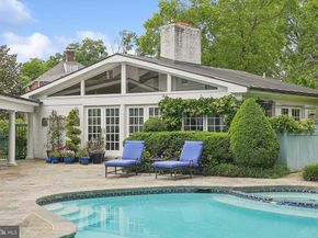 320 1/2 Mansion Drive, Alexandria VA 22302