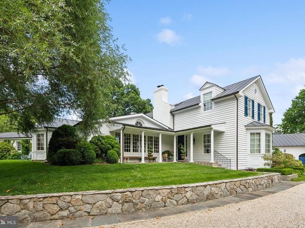 320 1/2 Mansion Drive, Alexandria VA 22302