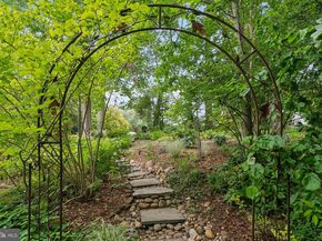 320 1/2 Mansion Drive, Alexandria VA 22302