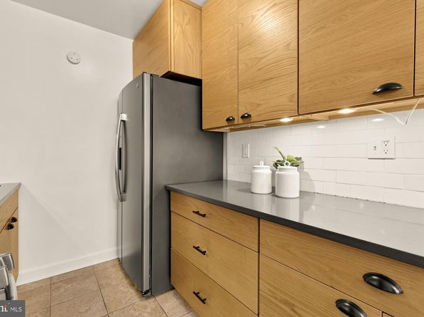 2400 41st Street NW 502, Washington DC 20007