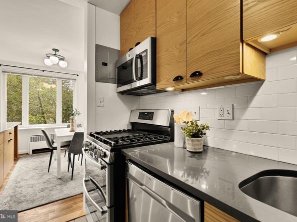 2400 41st Street NW 502, Washington DC 20007