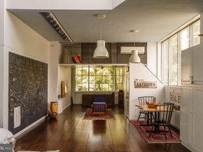 191 E Evergreen Avenue, Philadelphia PA 19118