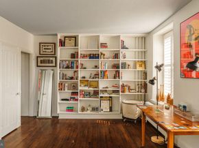 191 E Evergreen Avenue, Philadelphia PA 19118
